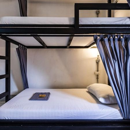 Mad Monkey Cebu City (Adults Only) Екстер'єр фото