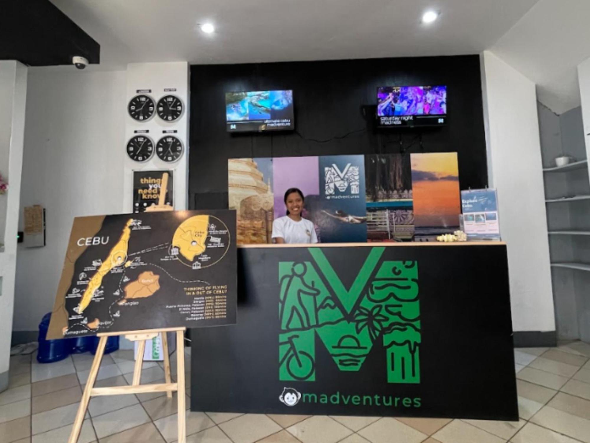 Mad Monkey Cebu City (Adults Only) Екстер'єр фото