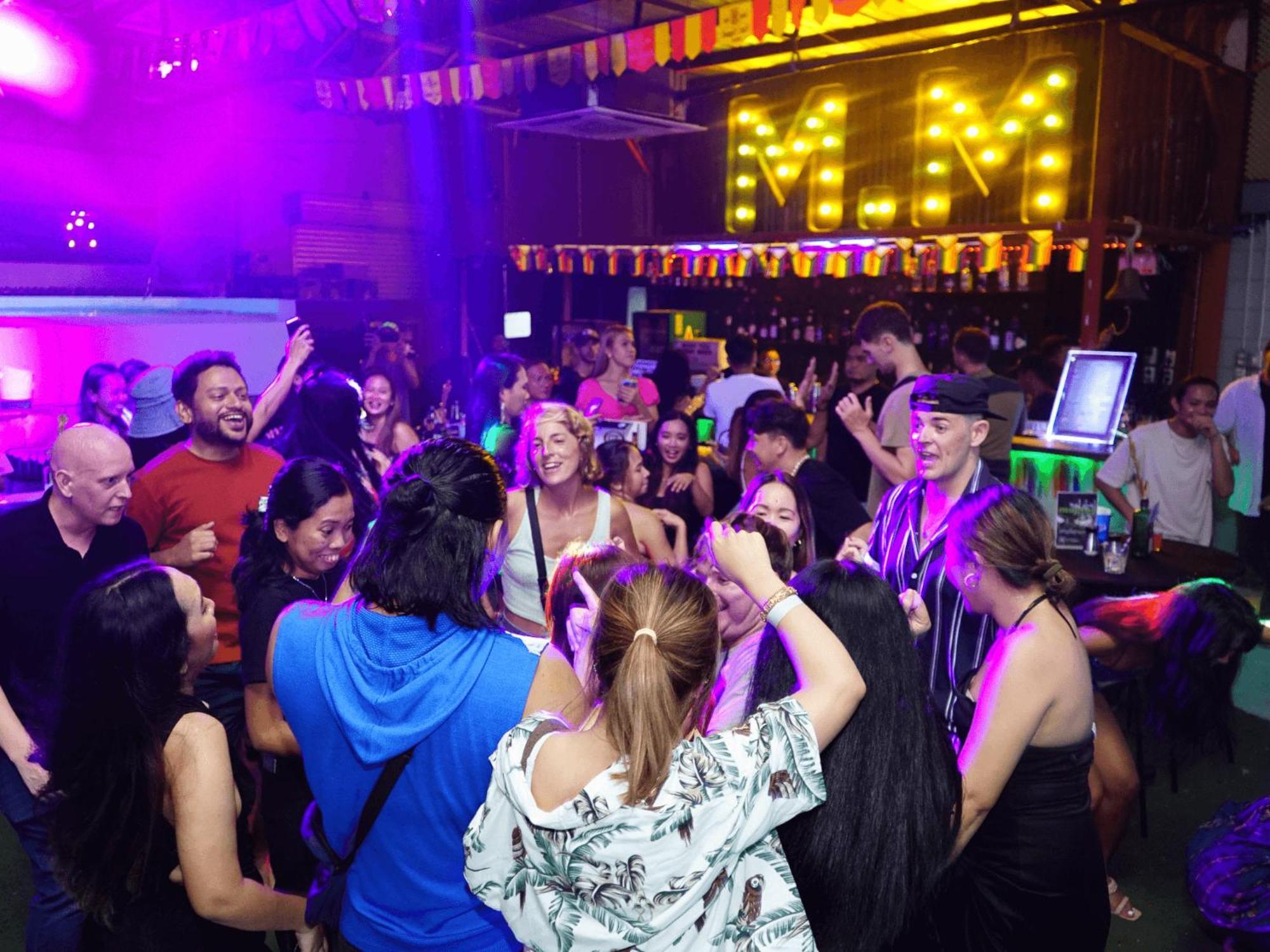 Mad Monkey Cebu City (Adults Only) Екстер'єр фото