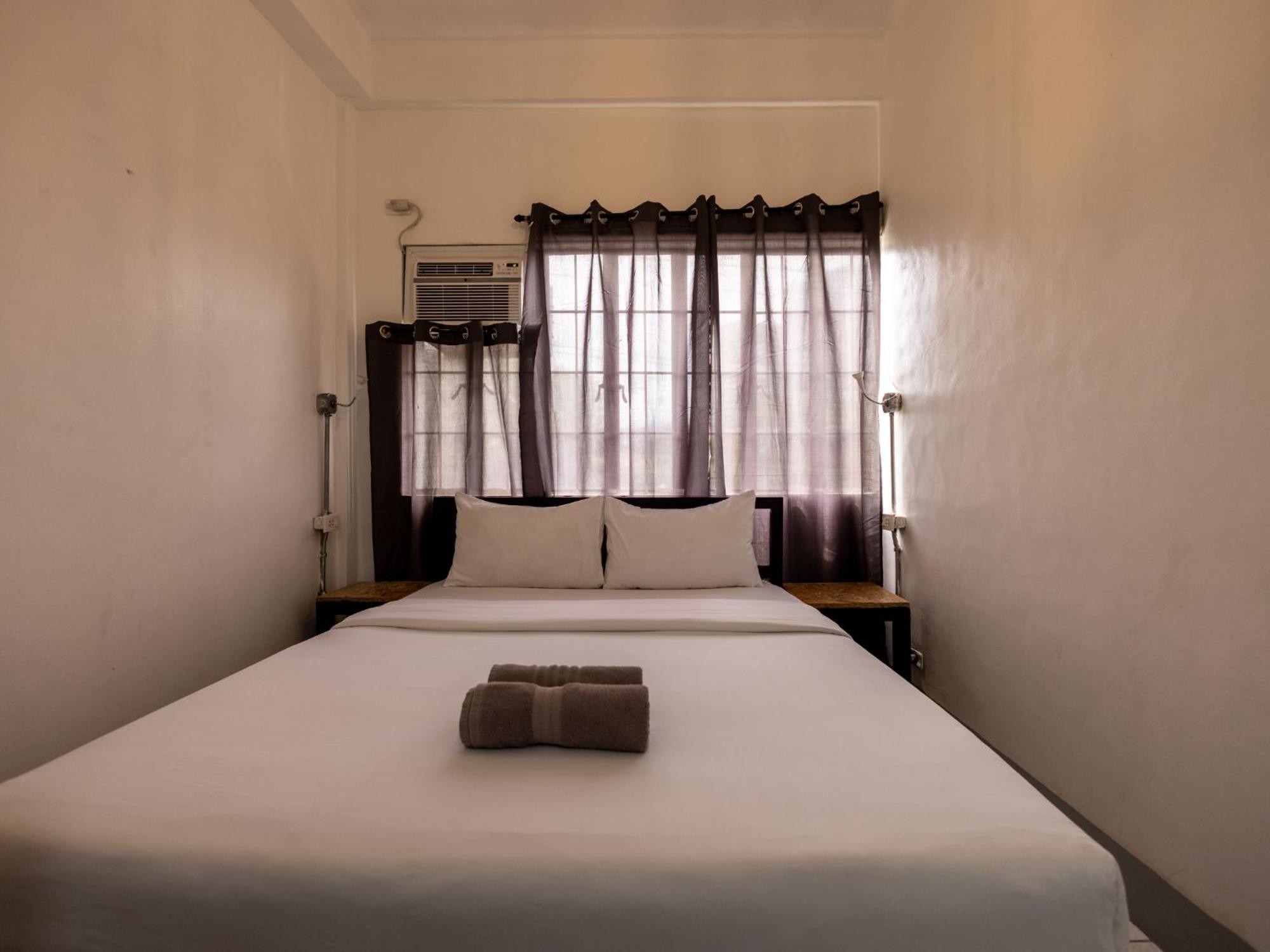 Mad Monkey Cebu City (Adults Only) Екстер'єр фото