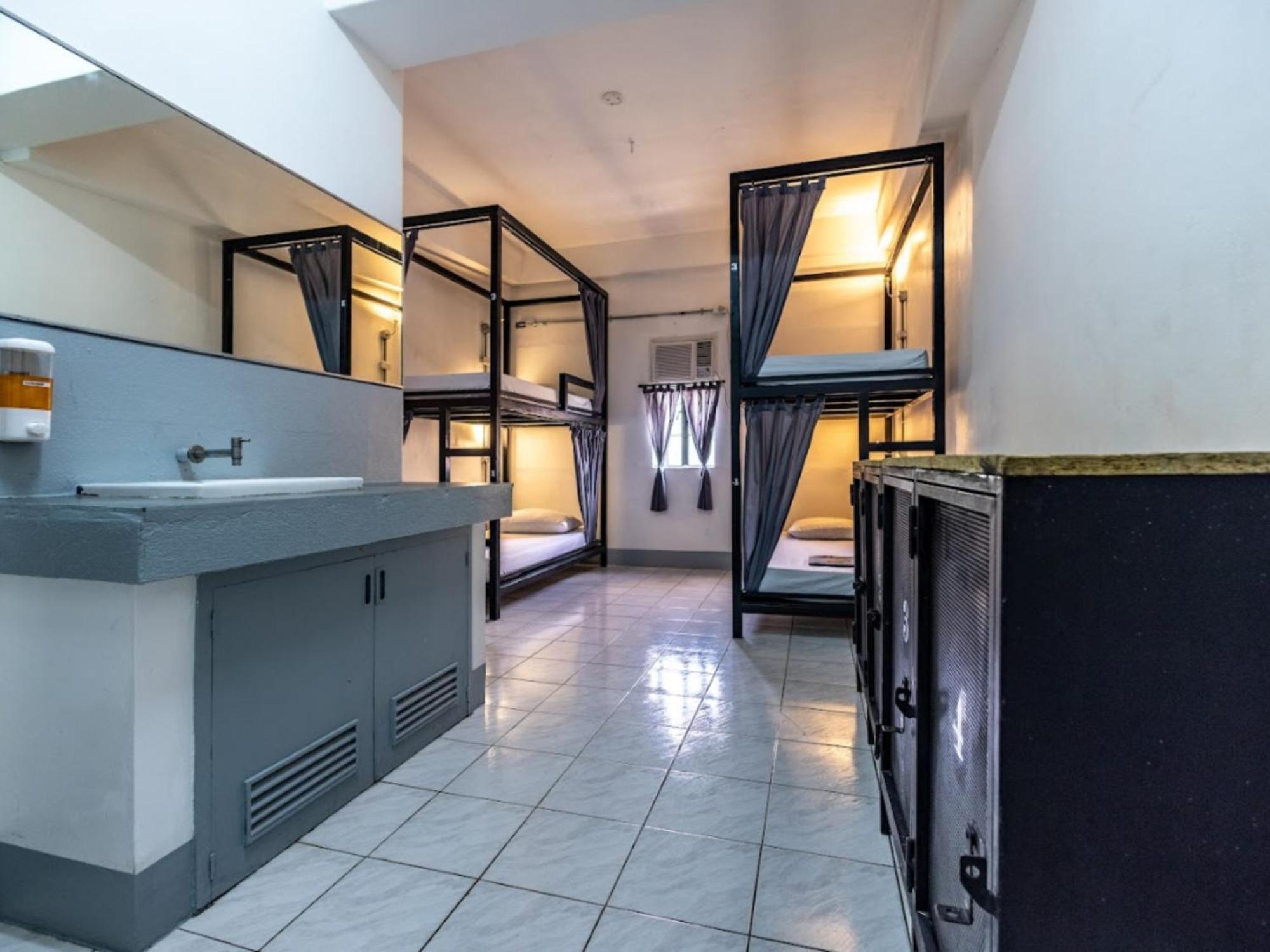 Mad Monkey Cebu City (Adults Only) Екстер'єр фото